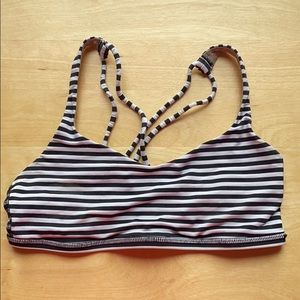Lululemon Free to Be Bra